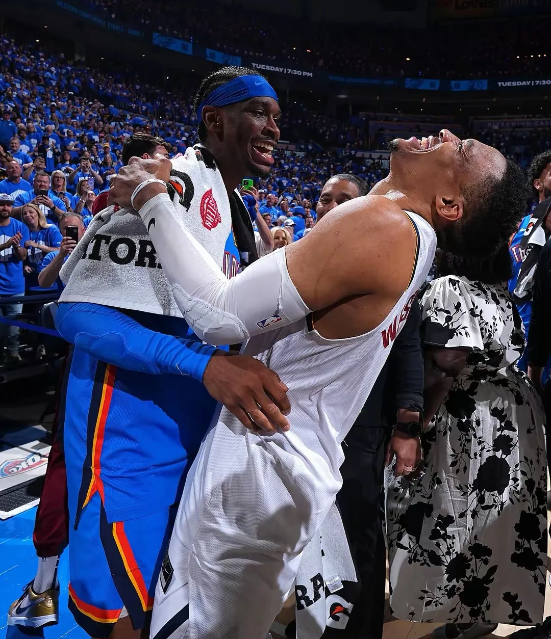 九游官网平台-包含清晨俄克拉荷马雷霆备战NBA总决赛，复出首秀细节曝光，管理层满意，医务组通报恢复的词条